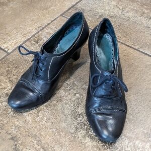 Naturalizer Leather Oxford Heel Chic Office Black 🖤 Size 5M